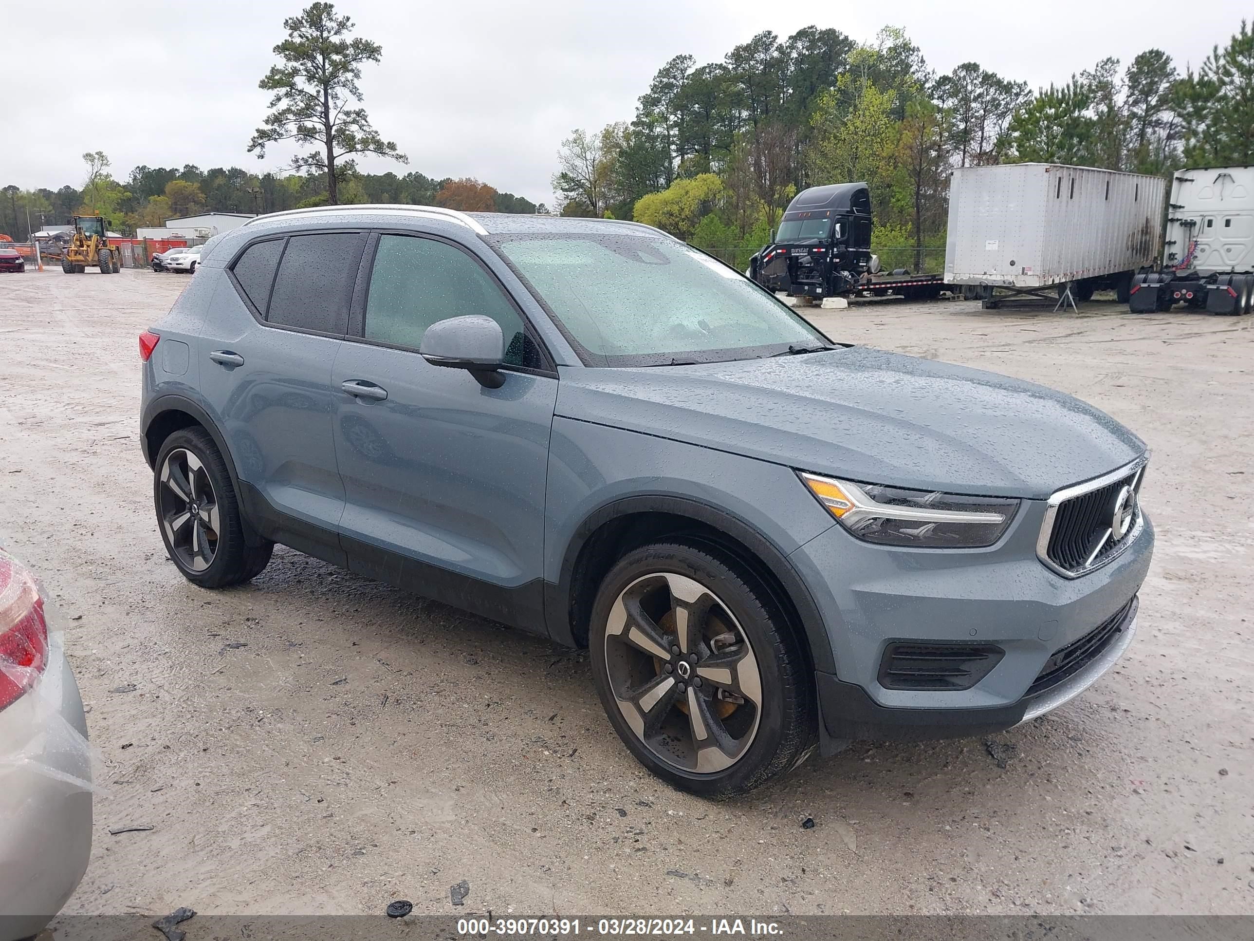 VOLVO XC40 2020 yv4162uk6l2187874