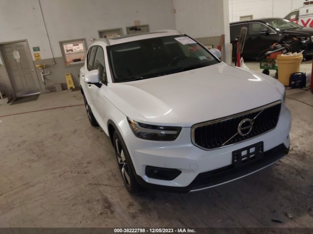 VOLVO XC40 2021 yv4162uk7m2550166