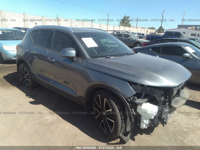 VOLVO XC40 2018 yv4162ukxk2101254