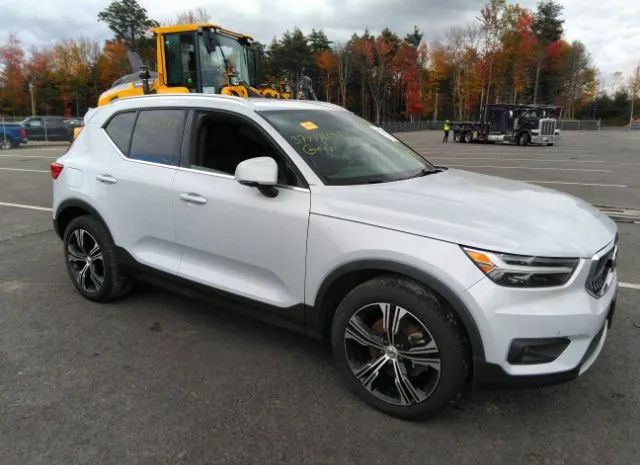 VOLVO XC40 2022 yv4162ul0n2751272