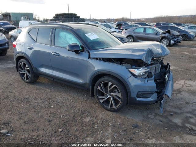 VOLVO XC40 2022 yv4162um0n2673732