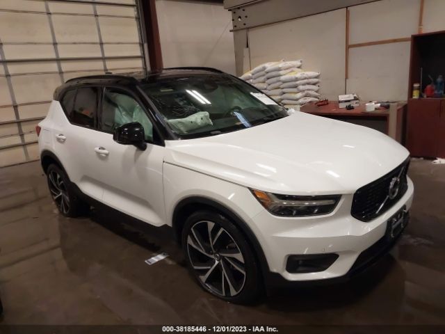 VOLVO XC40 2021 yv4162um3m2483180