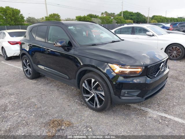 VOLVO XC40 2022 yv4162um3n2666189