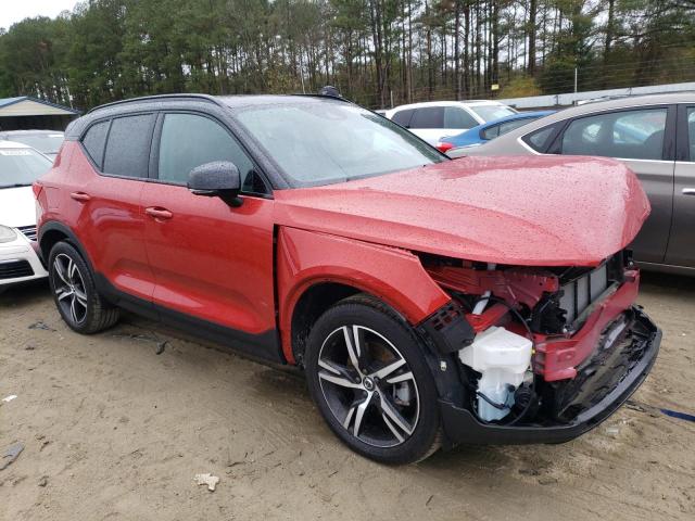 VOLVO XC40 T5 R- 2022 yv4162um4n2663608