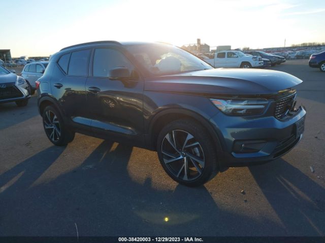 VOLVO XC40 2022 yv4162um4n2791704