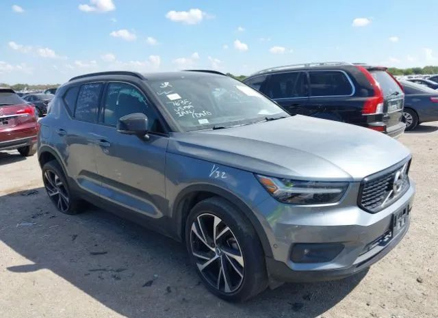 VOLVO XC40 2019 yv4162um7k2125495