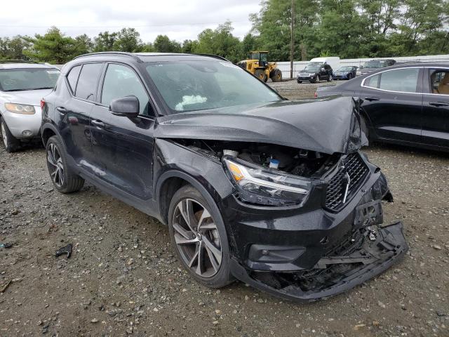 VOLVO XC40 T5 R- 2021 yv4162um7m2558740