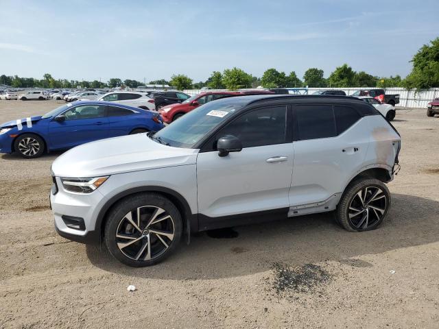 VOLVO XC40 2022 yv4162um7n2650531