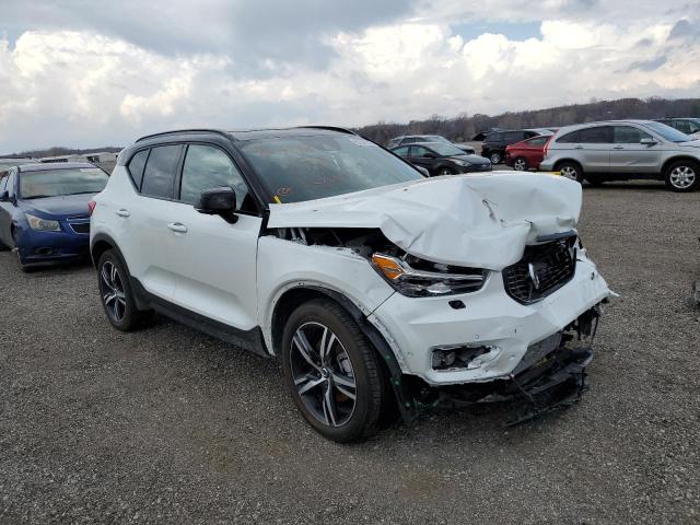 VOLVO XC40 T5 R- 2022 yv4162um7n2767218