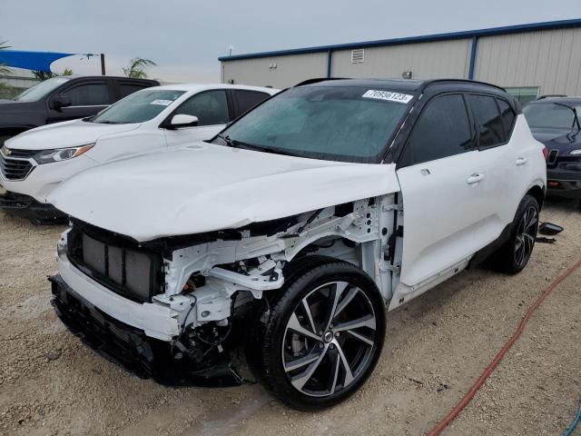 VOLVO XC40 T5 R- 2019 yv4162um8k2120130