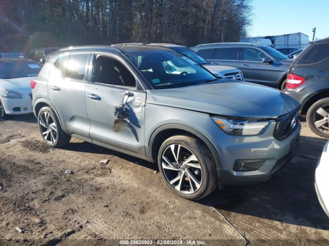 VOLVO XC40 2020 yv4162um8l2187523