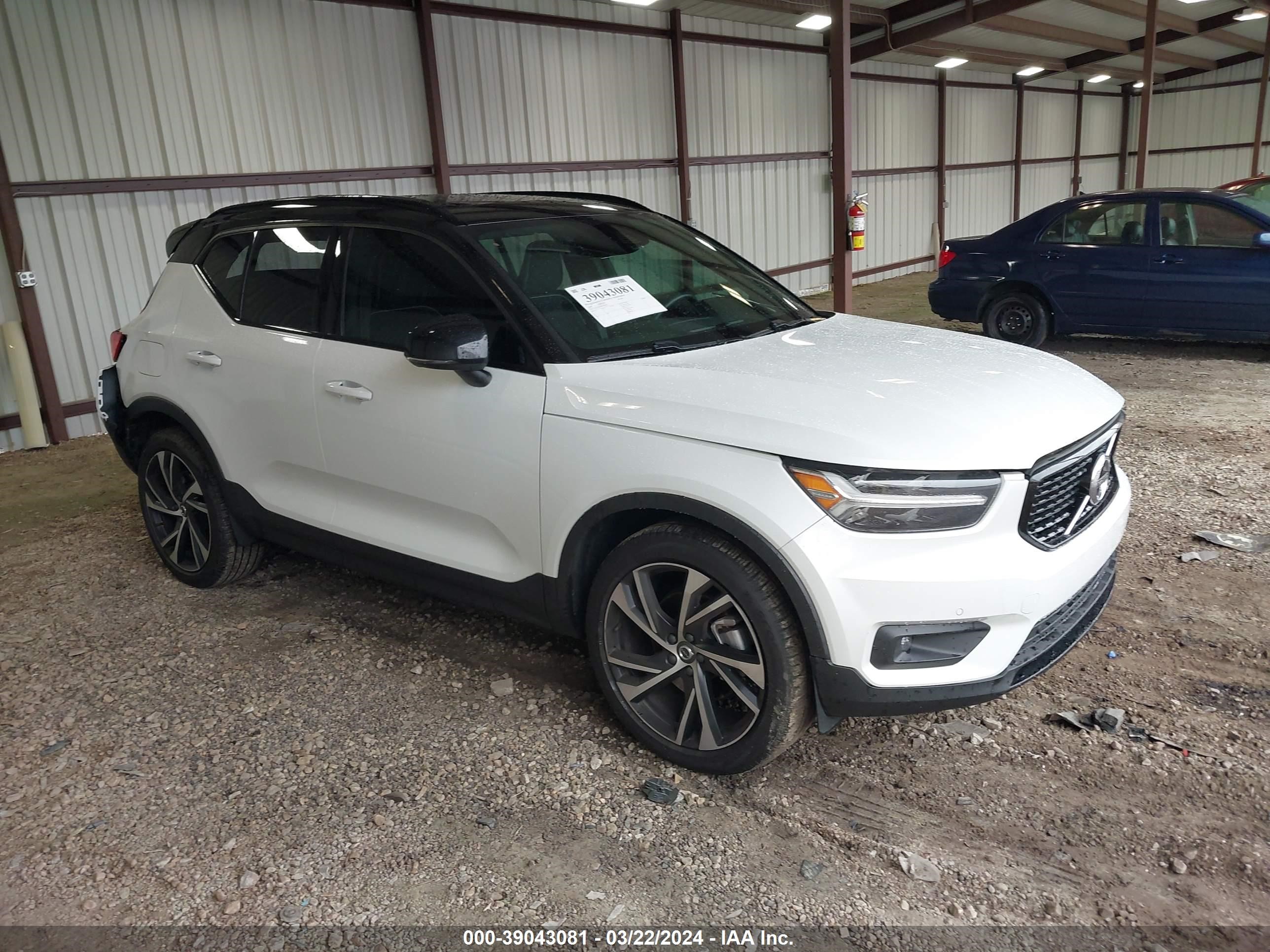 VOLVO XC40 2020 yv4162um8l2268733