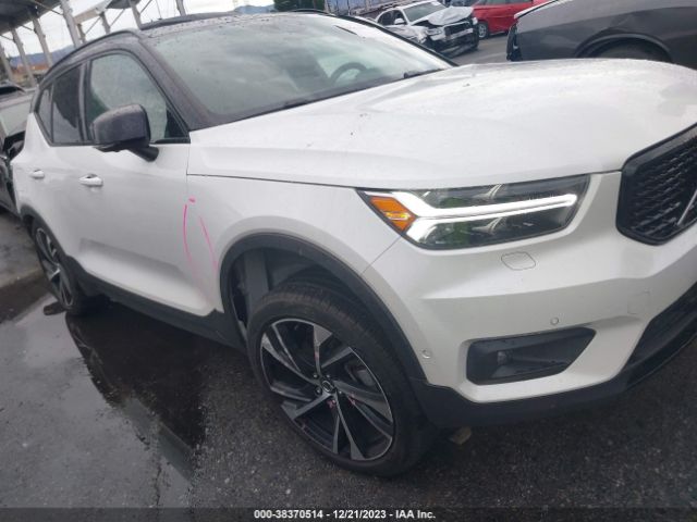 VOLVO XC40 2021 yv4162um8m2431267