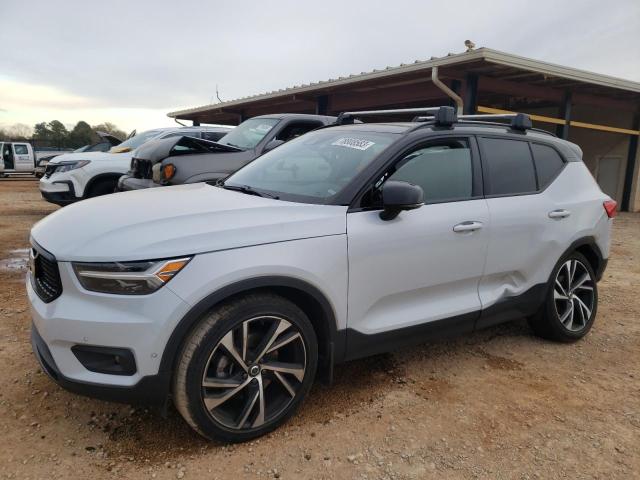 VOLVO XC40 2022 yv4162um9n2750596