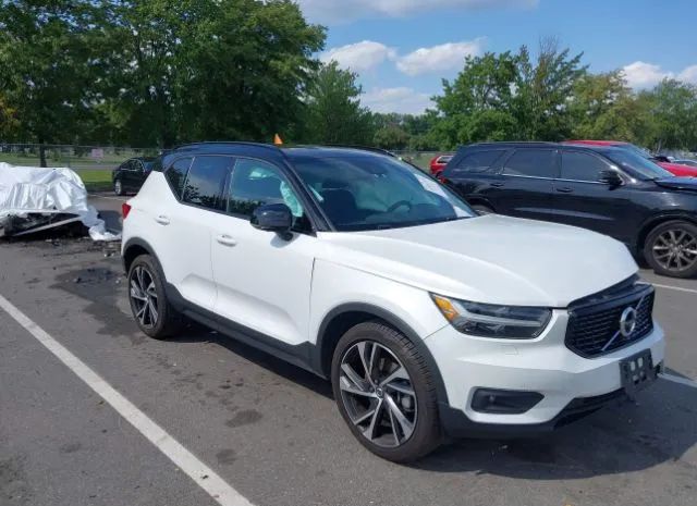 VOLVO XC40 2022 yv4162umxn2696287