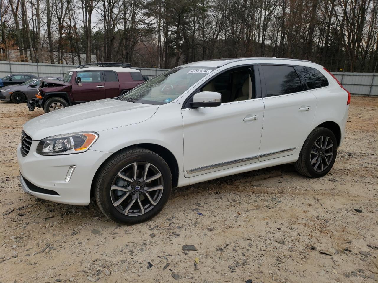 VOLVO XC60 2016 yv440mdk5g2809915