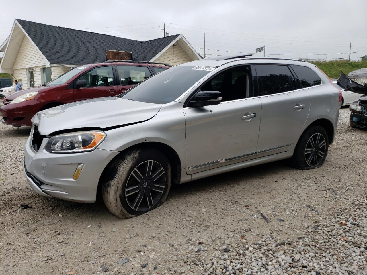 VOLVO XC60 2017 yv440mdr7h2101227