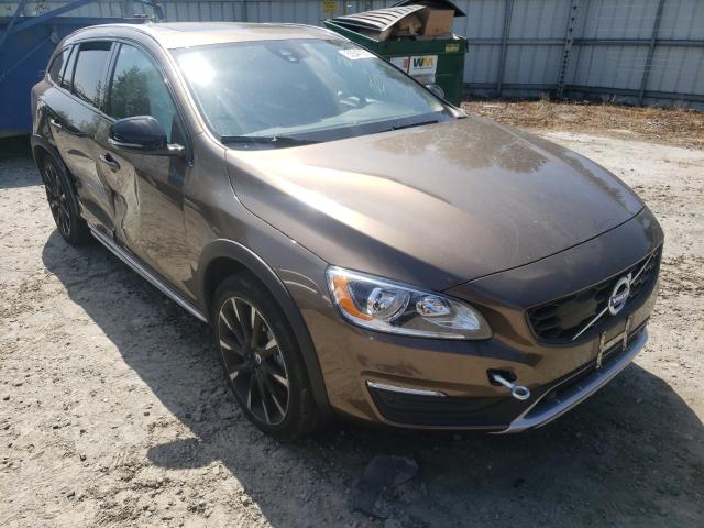 VOLVO V60 CROSS 2017 yv440mwk0h1025601