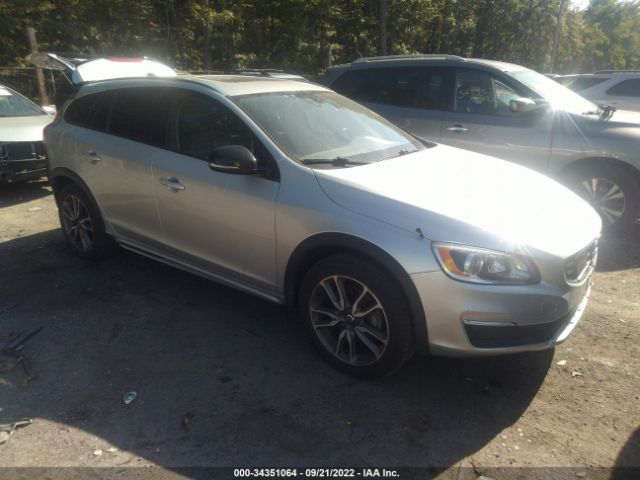 VOLVO V60 CROSS COUNTRY 2018 yv440mwk3j2043476