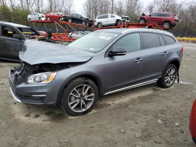 VOLVO V60 CROSS 2017 yv440mwk4h1037394