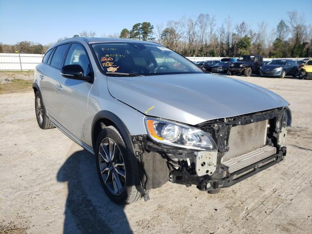 VOLVO V60 CROSS 2018 yv440mwk5j2052485