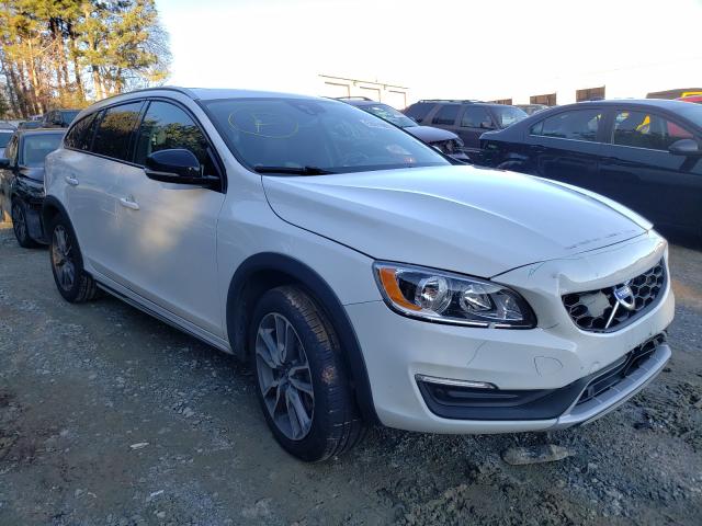 VOLVO V60 CROSS 2018 yv440mwk7j2059079