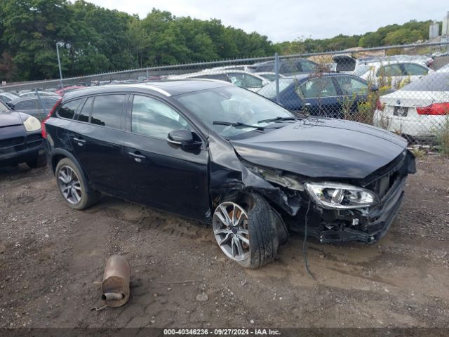 VOLVO V60CC 2018 yv440mwk8j2047183