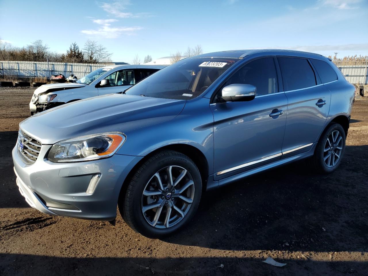 VOLVO XC60 2017 yv449mrr8h2088809