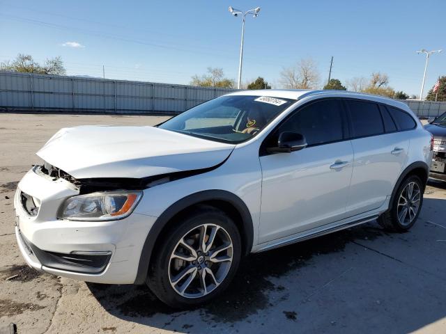 VOLVO V60 2015 yv4612hk6f1001467