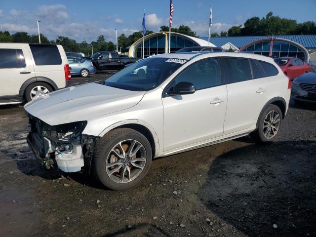 VOLVO V60 CROSS 2015 yv4612hk6f1001663