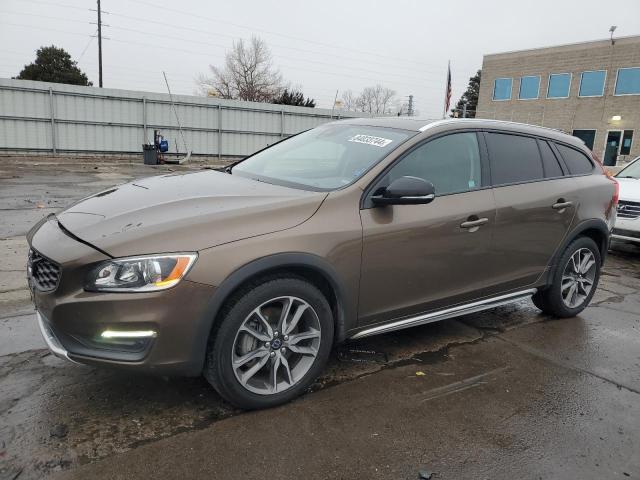 VOLVO V60 CROSS 2015 yv4612hk7f1000537