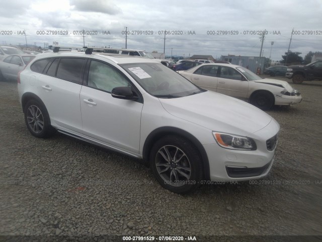 VOLVO V60 CROSS COUNTRY 2015 yv4612hm6f1000787