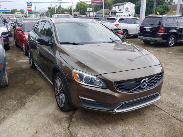 VOLVO V60 2015 yv4612hm6f1001941