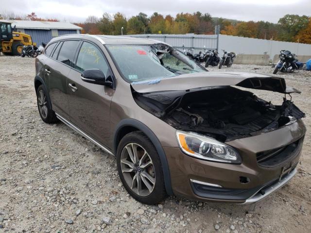 VOLVO V60 CROSS 2015 yv4612hm7f1000037