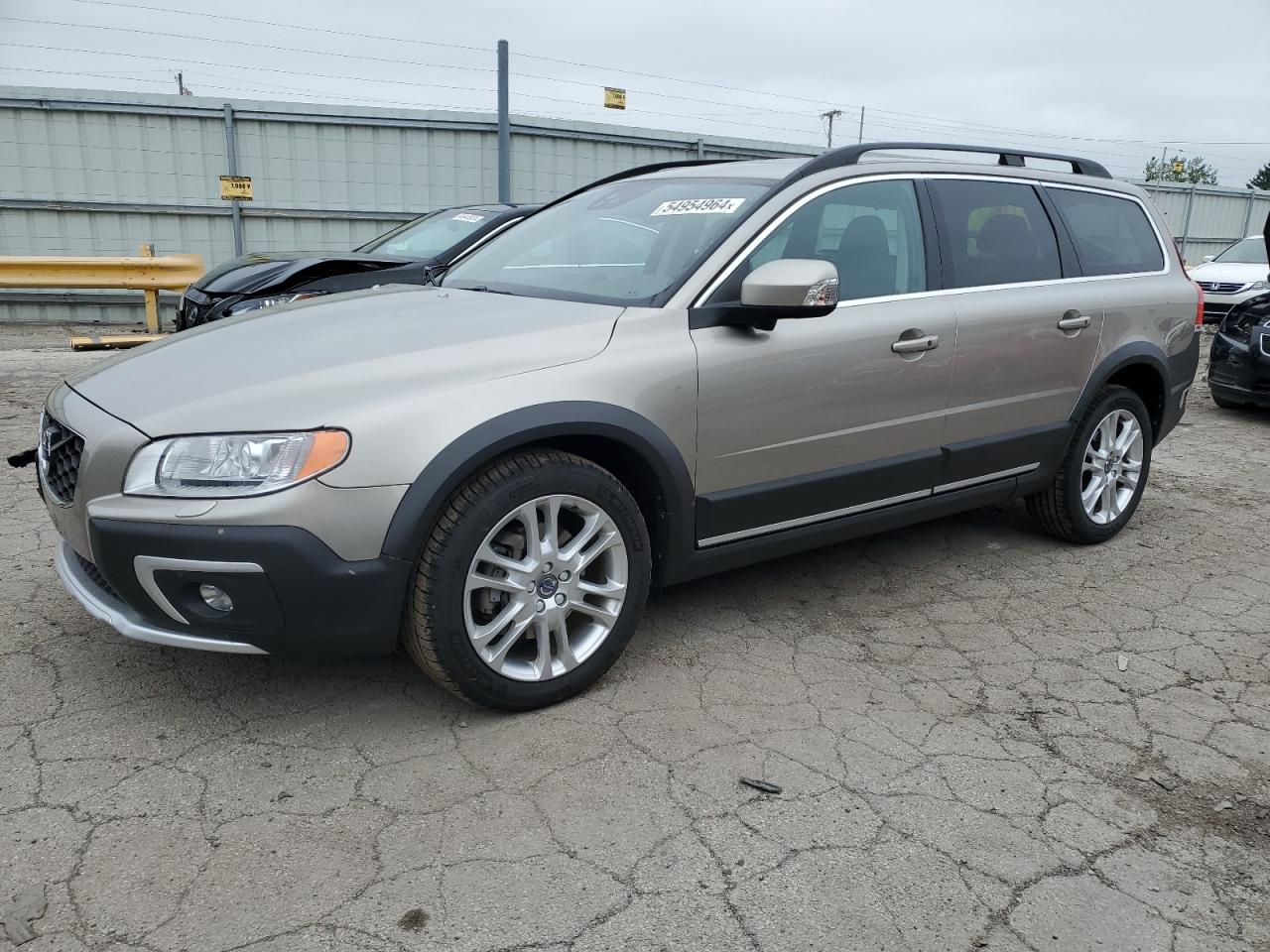 VOLVO XC70 2016 yv4612nm4g1270896