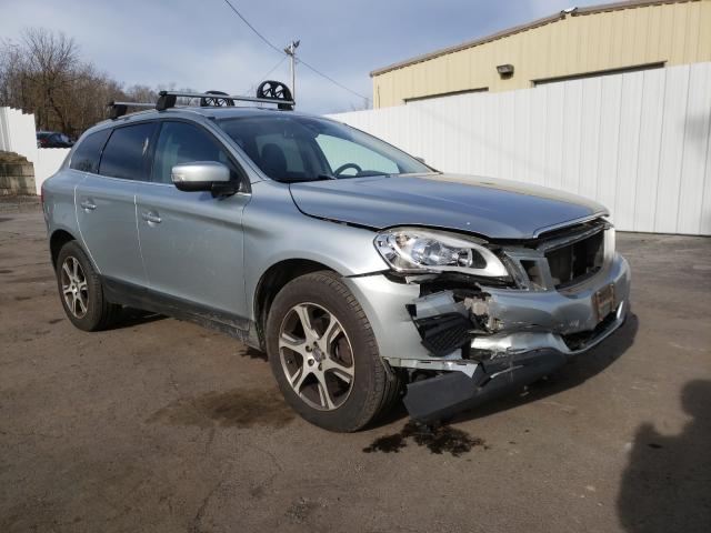 VOLVO XC60 T6 2011 yv4902dz1b2189628