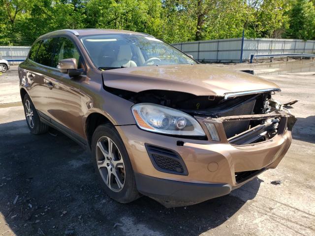 VOLVO XC60 T6 2011 yv4902dz1b2194411