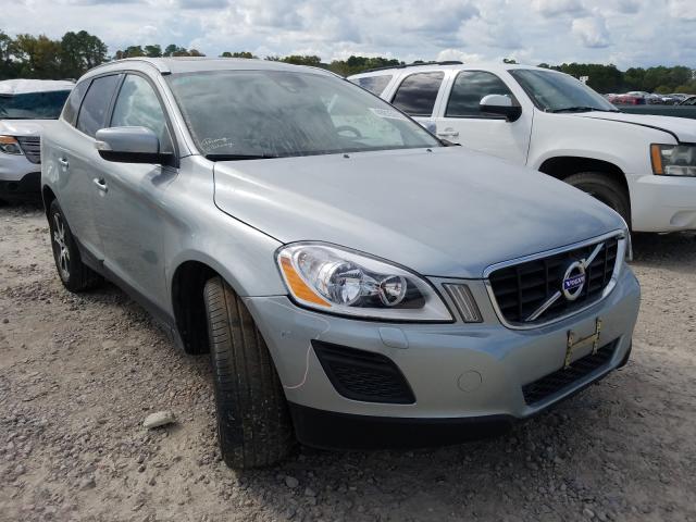 VOLVO XC60 T6 2011 yv4902dz2b2181375