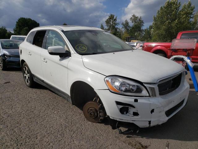 VOLVO XC60 T6 2011 yv4902dz4b2174606