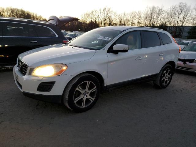 VOLVO XC60 T6 2011 yv4902dz4b2182852