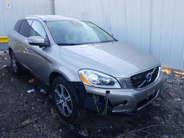 VOLVO XC60 T6 2013 yv4902dz4d2386005