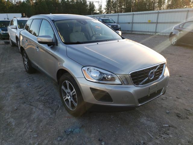 VOLVO XC60 T6 2013 yv4902dz5d2411560