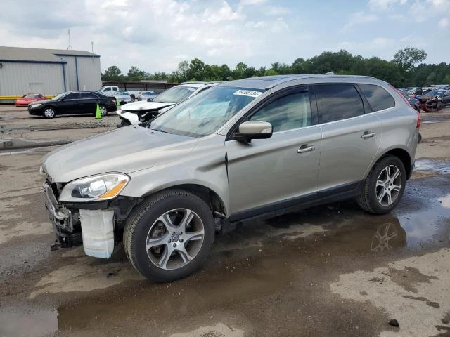 VOLVO XC60 T6 2013 yv4902dz6d2380951