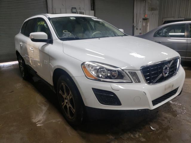 VOLVO XC60 T6 2013 yv4902dz6d2444700