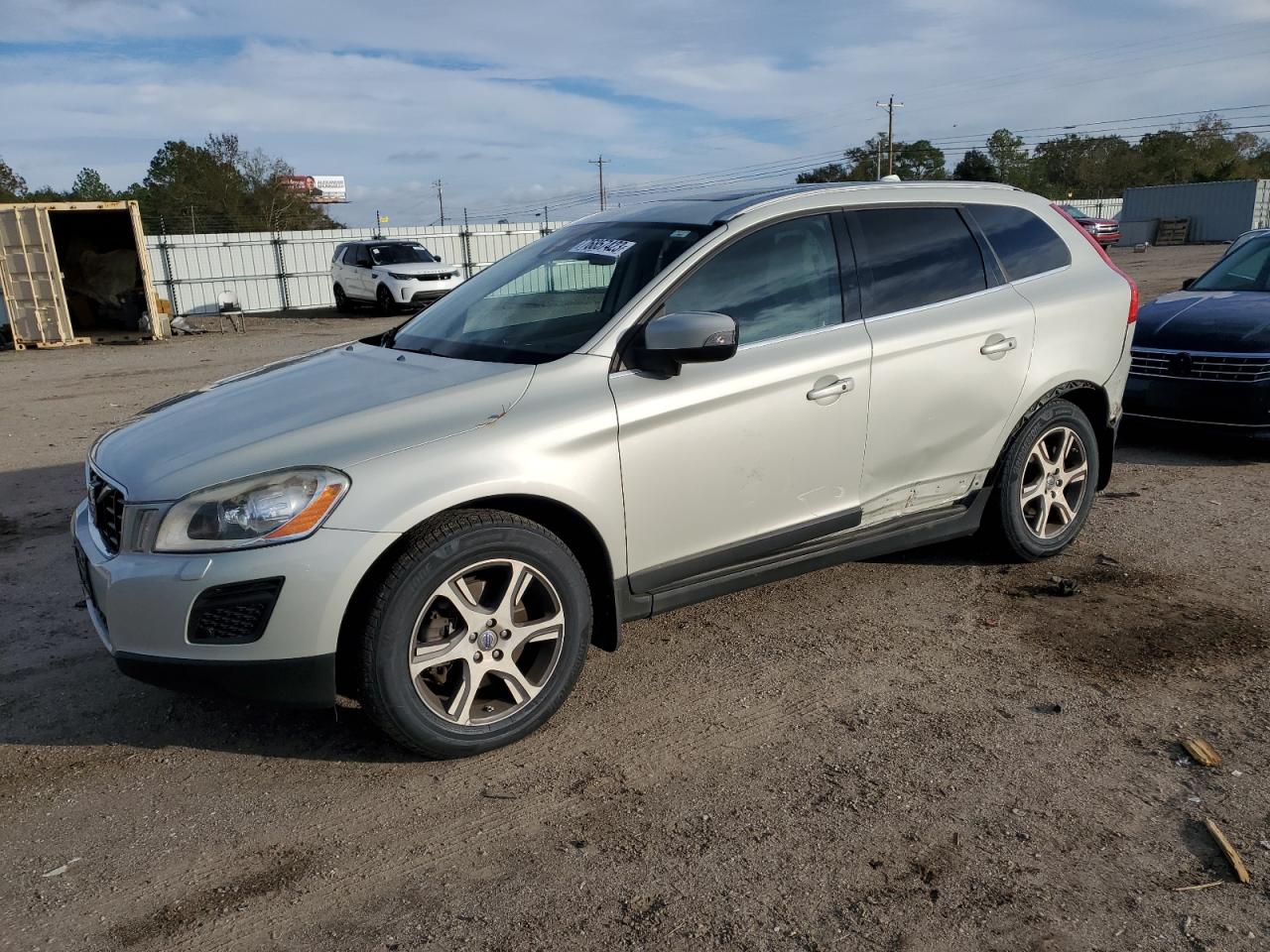 VOLVO XC60 2013 yv4902dz8d2401444