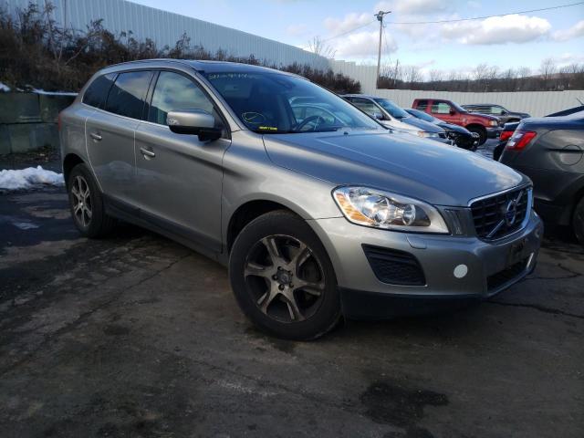 VOLVO XC60 T6 2013 yv4902dz8d2454399