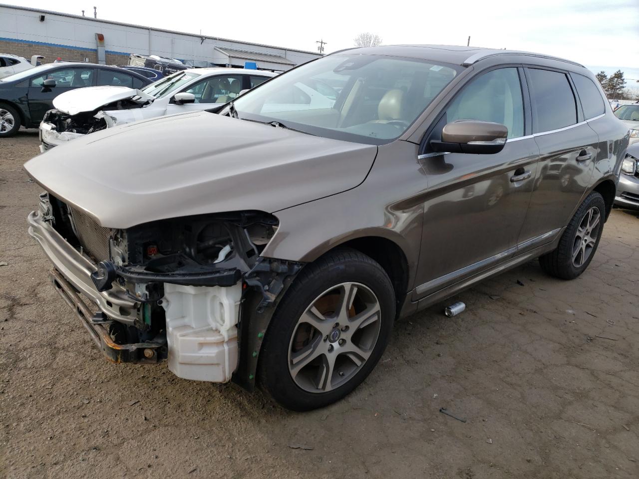 VOLVO XC60 2015 yv4902rb1f2592154