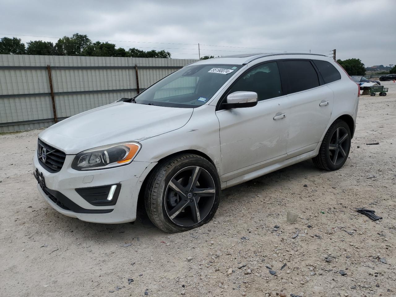 VOLVO XC60 2015 yv4902rsxf2749258