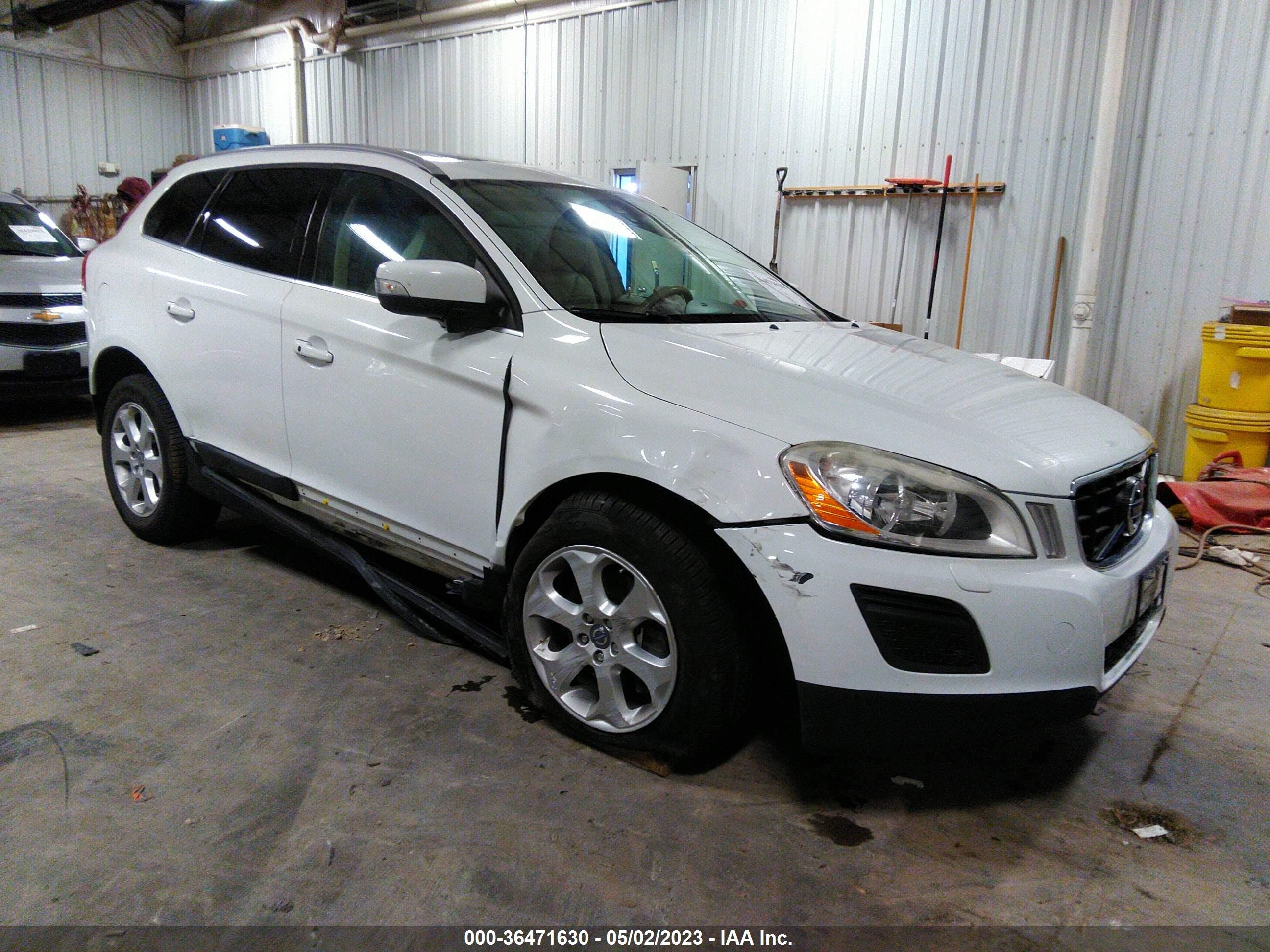 VOLVO XC60 2011 yv4952dz6b2202570