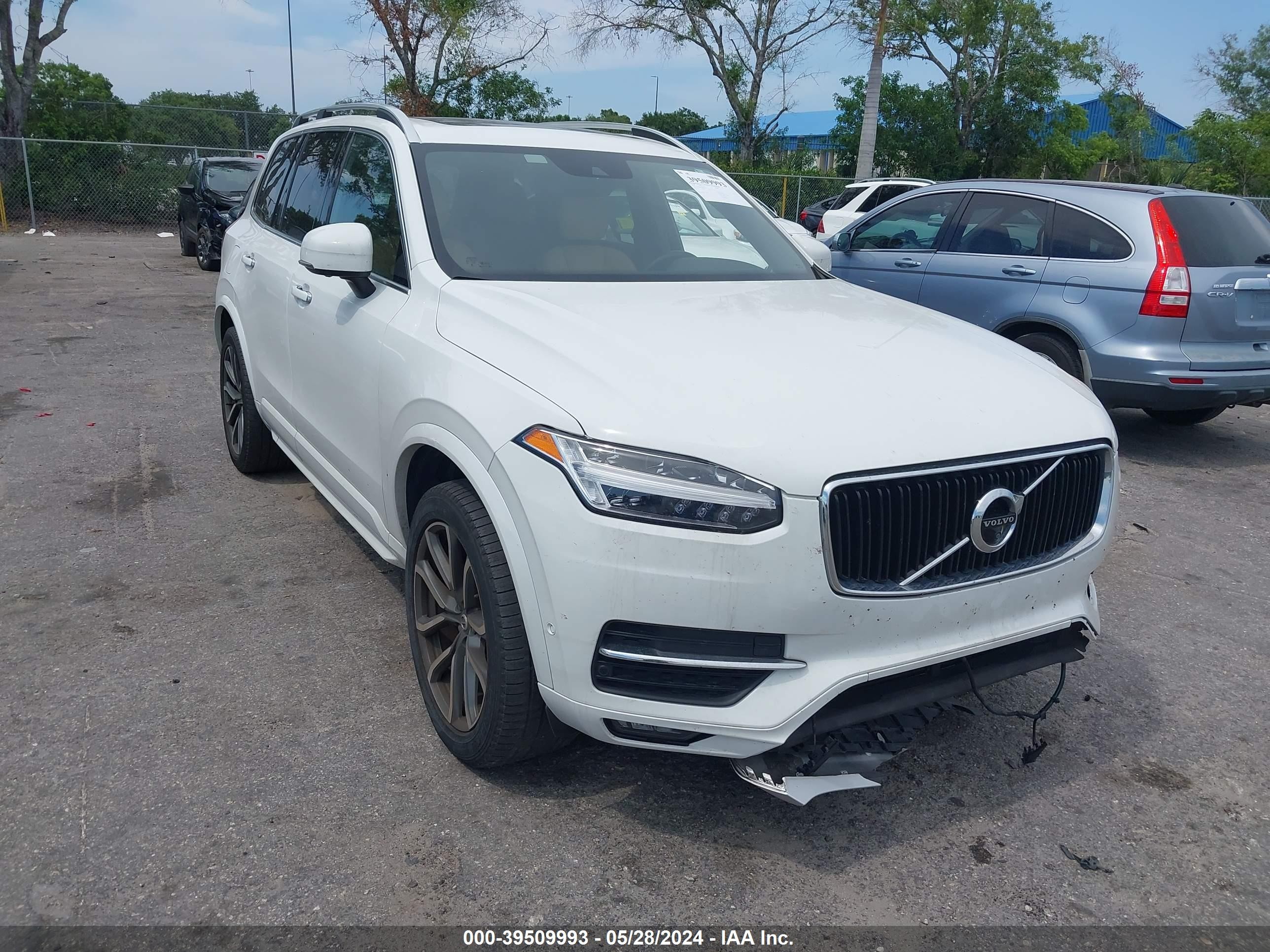 VOLVO XC90 2018 yv4a22pk4j1375111